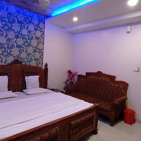 Hotel Shalimar Executive, Uran Islampur Peth  Exteriör bild