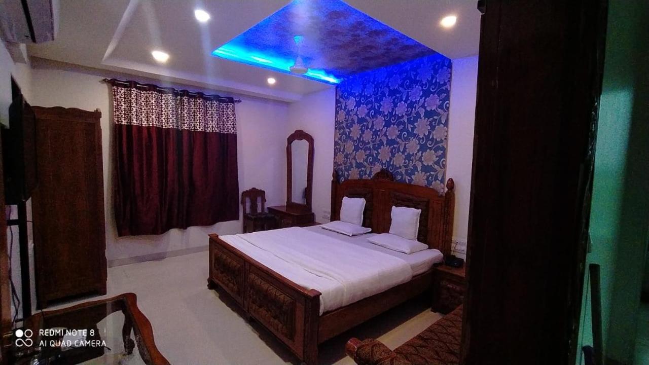 Hotel Shalimar Executive, Uran Islampur Peth  Exteriör bild
