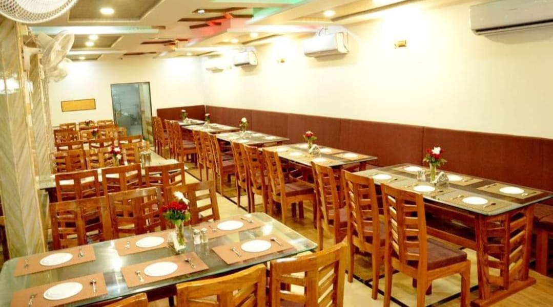 Hotel Shalimar Executive, Uran Islampur Peth  Exteriör bild