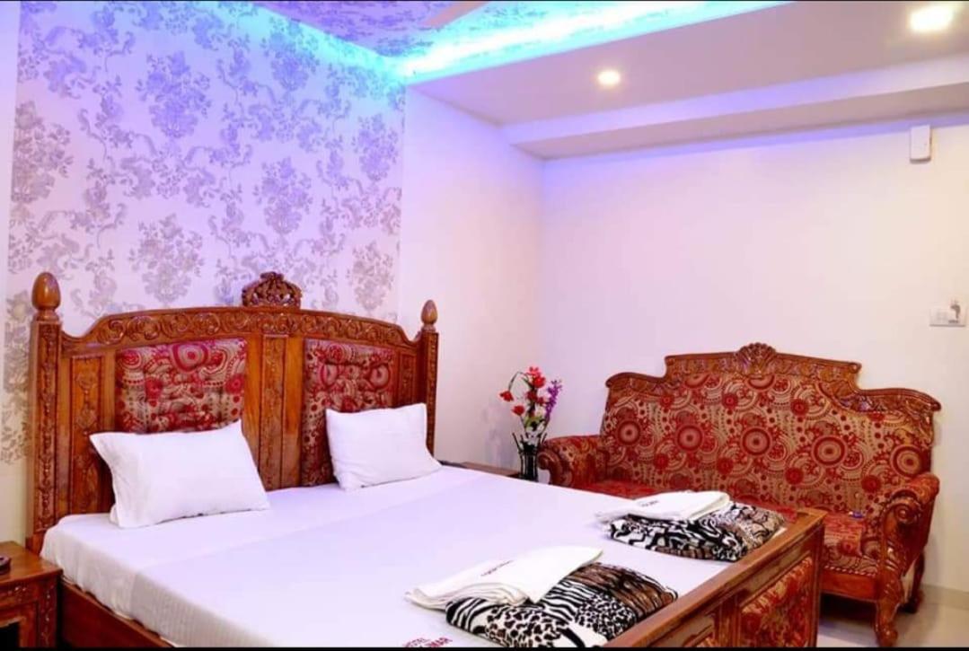 Hotel Shalimar Executive, Uran Islampur Peth  Exteriör bild